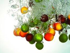 Fruta azidoekin fruta peeling, horri esker larruazaleko zelulak berritzen dira